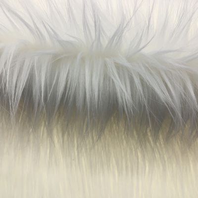 럭셔리한 셔프 롱파일 100% 폴리에스테르 뒷재료로 만든 가짜 털