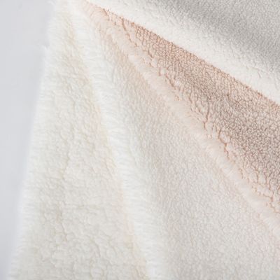 겨울 코트를 위한 폴리에스터 셰르파 부리 직물 재킷 부리 300-500g/m 너비 58/60